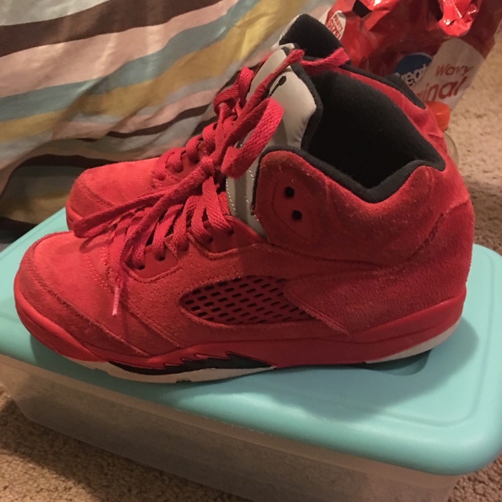 Retro Jordan 5s
